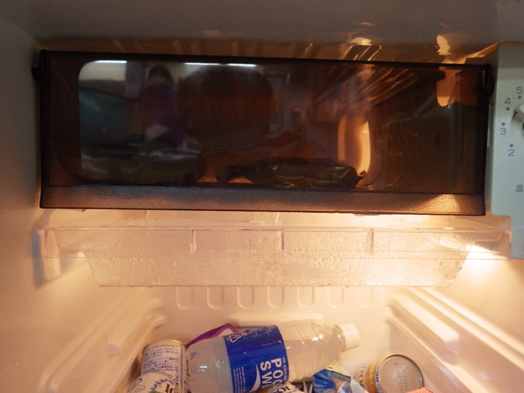 霜取りで壊れた冷蔵庫