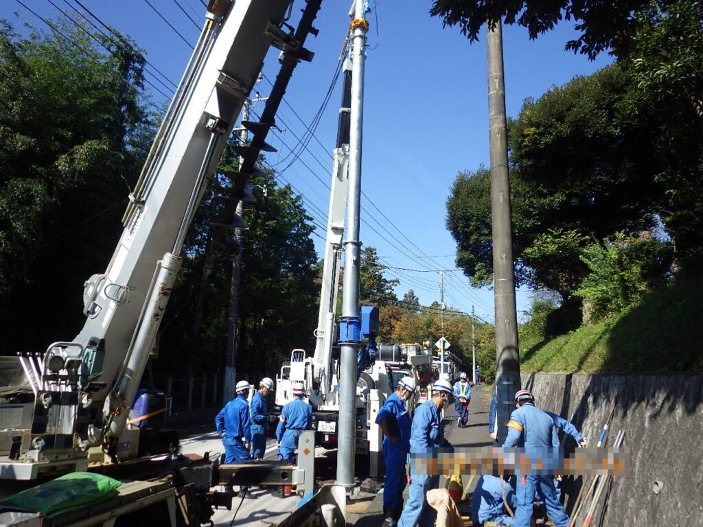 電柱工事の専門職│ホクエイ電設(株)